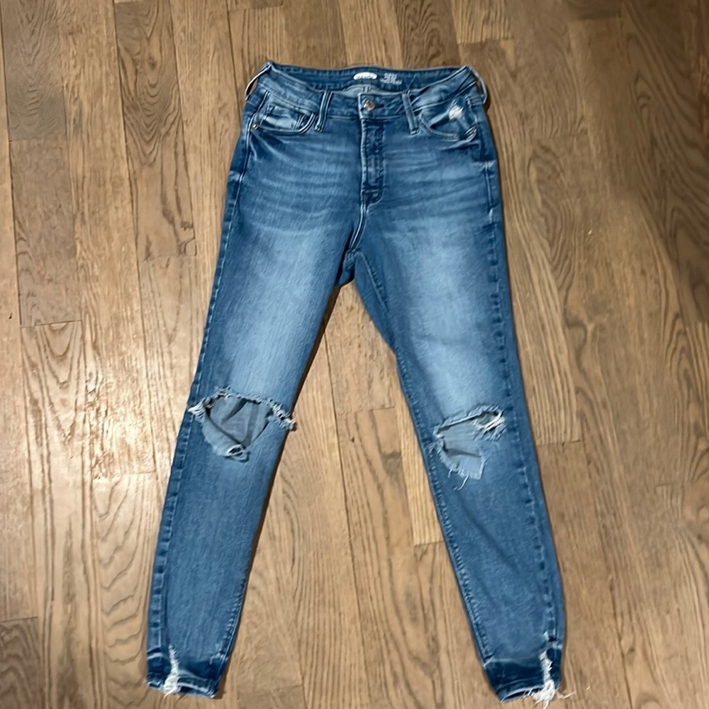 Old Navy Super Skinny High Rise Distressed Jeans